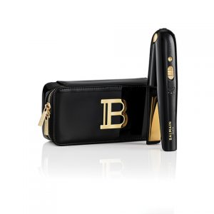 Juodas plaukų tiesintuvas